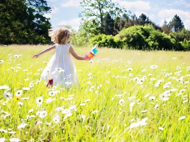 Comment réussir sa VAE petite enfance : révéler son savoir-faire et obtenir un diplôme épanouissant